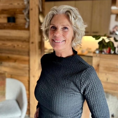 Clementien Smit e/v Hoogkamer